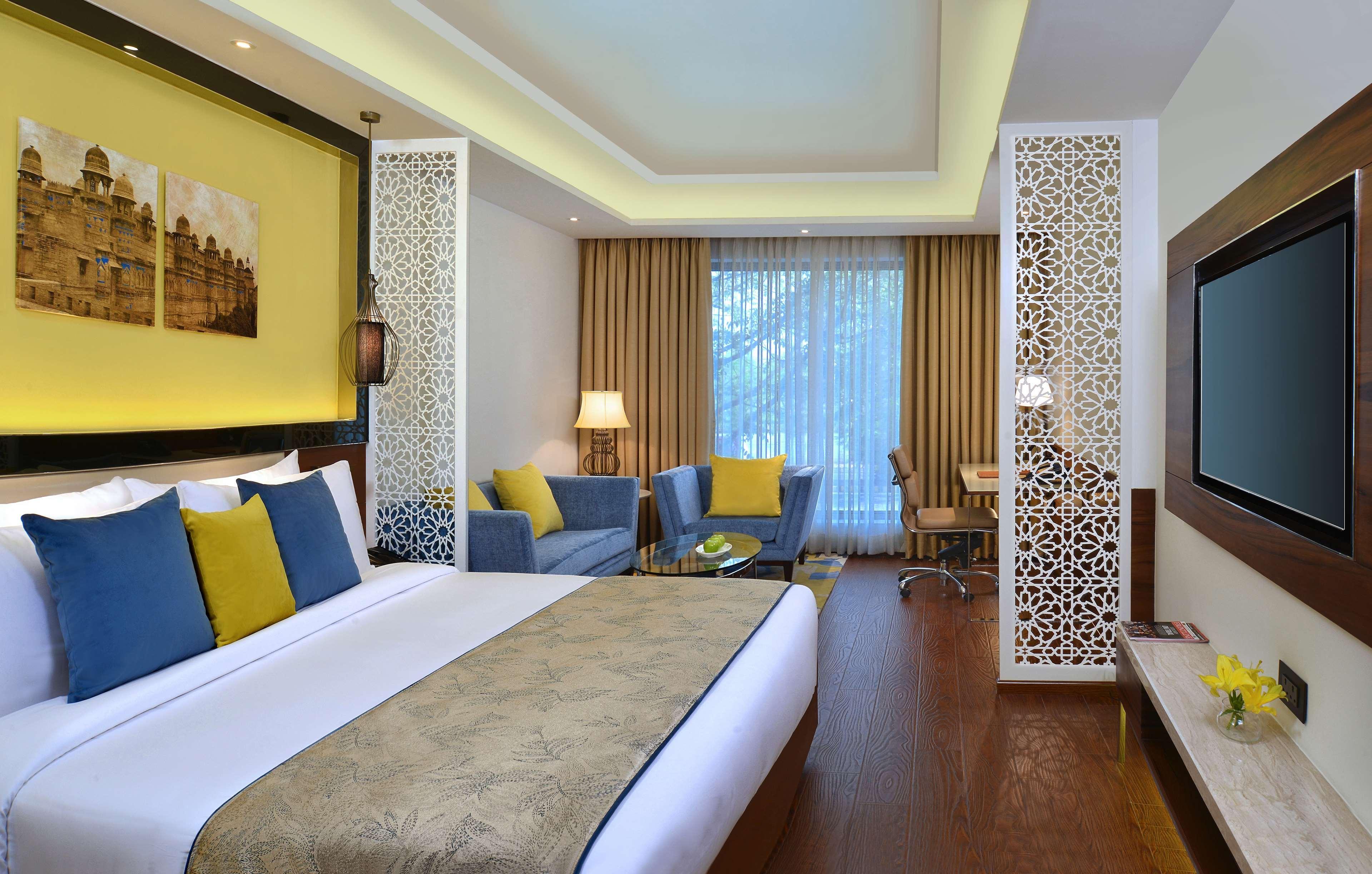 Radisson Gwalior Hotel Ngoại thất bức ảnh