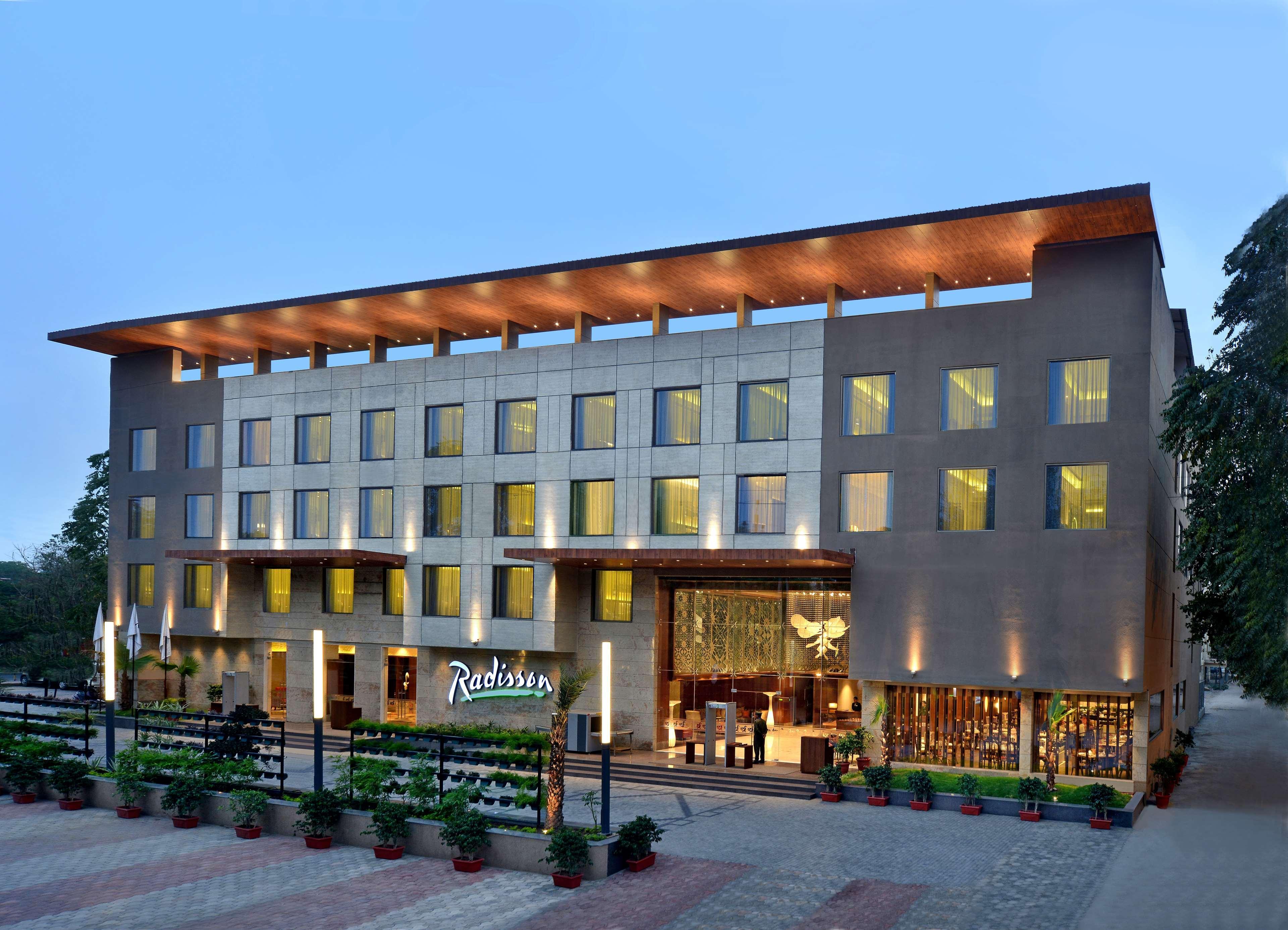 Radisson Gwalior Hotel Ngoại thất bức ảnh