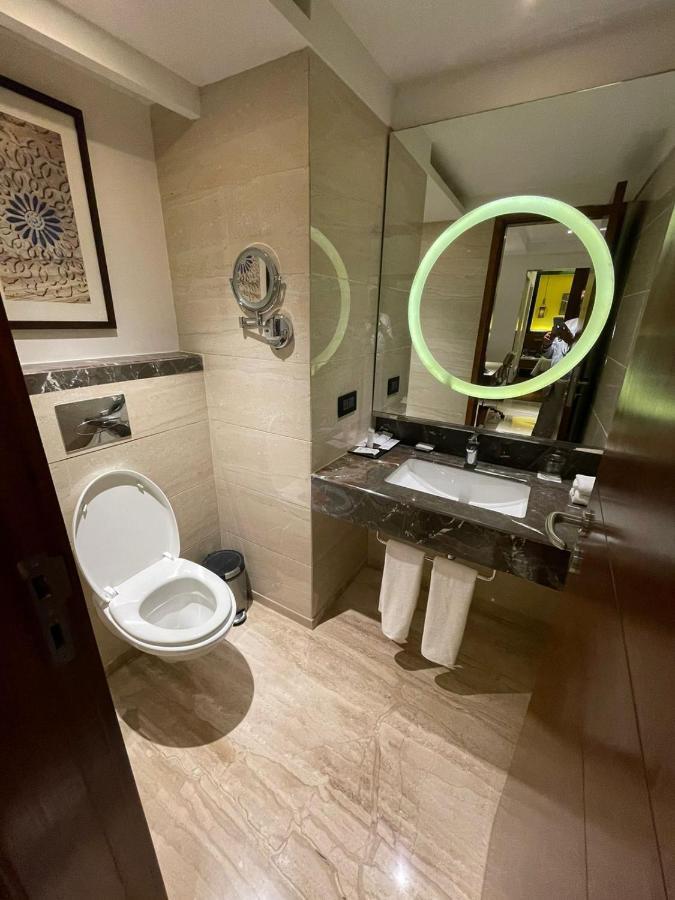 Radisson Gwalior Hotel Ngoại thất bức ảnh