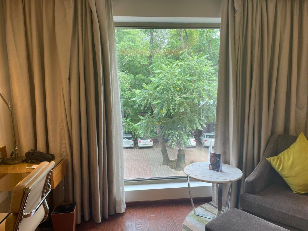 Radisson Gwalior Hotel Ngoại thất bức ảnh